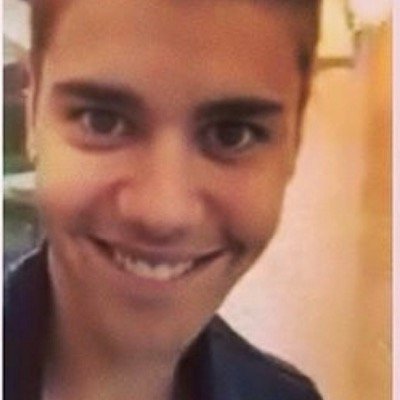WDYM on Twitter: "CARA I NEED 😱😱😱😍😍😍 #EMABiggestFansJustinBieber http