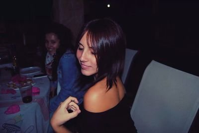 Futura enfermera! Y era su destino bailar con todo lo prohíbido.
