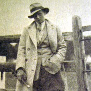 FeministScribeF's profile picture. 