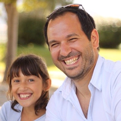 Prof de français, pizza expert, musicien dégagé, citoyen engagé, papa