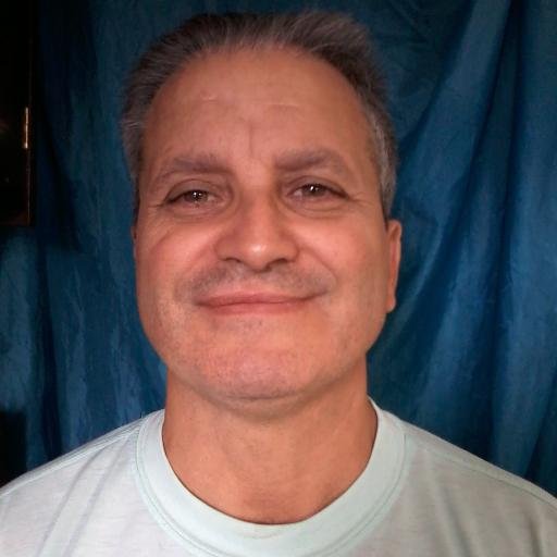 Sou uma pessoa  do Bem e gosto de construir novas e boas amizades !    Lema: Viver e deixar Viver social e dignamente a plenitude da Vida, rumo à Felicidade !