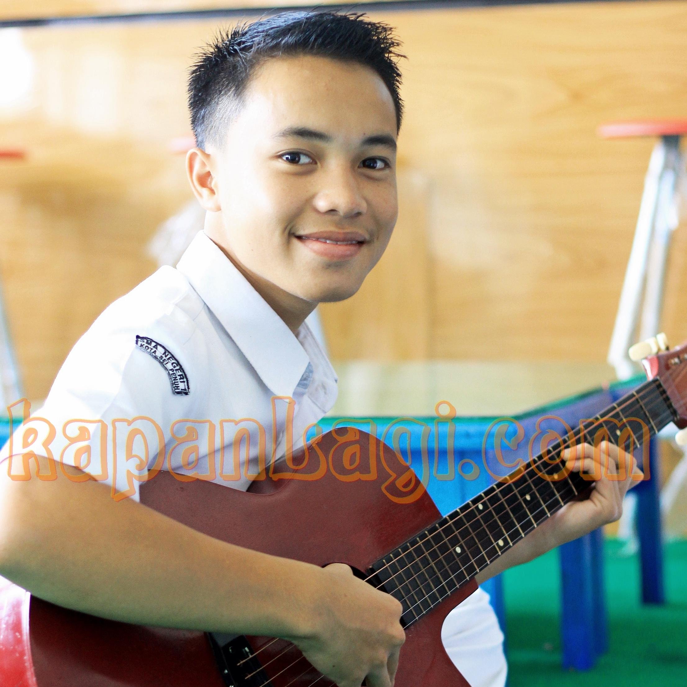 Official Twitter of Ronal Saifulloh Fitri, SMS Hotline 0821-7596-8654, Promo: email to support@Ronalsf.com