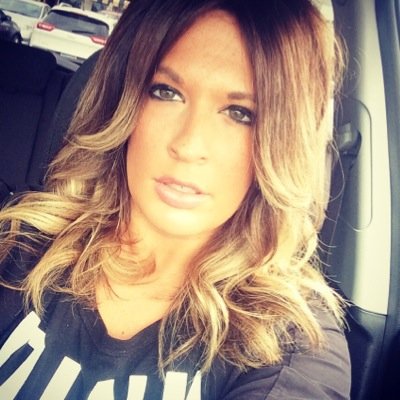 http://t.co/AoWnM6MJxo cosmetology student ✂️ michigan girl✋la bella vita ✌️