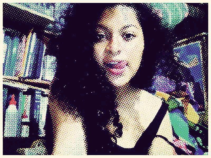 Hello ! Bienvenidos todos a mis twitter , mucho amor , gracias por seguirme C:. LOS QUIERO ! OXOX ,OB ;)