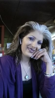 veronicaartea17's profile picture. 