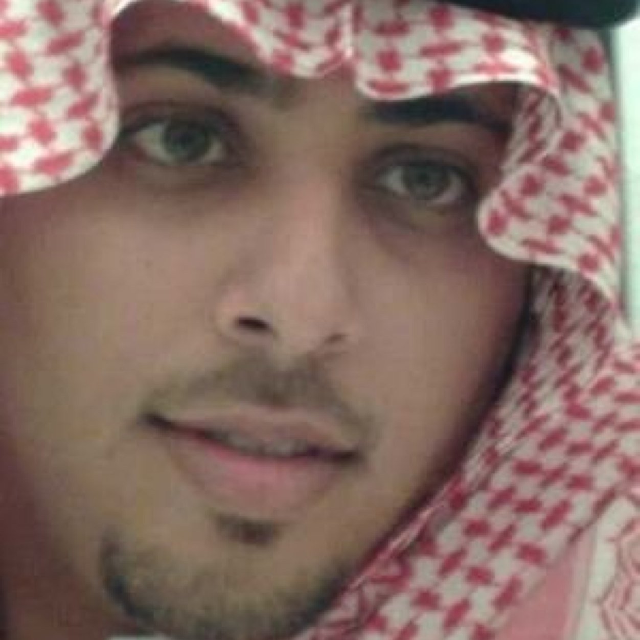 منورين