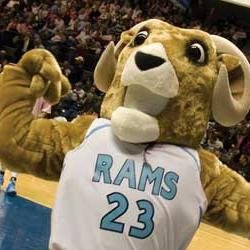 The highest mascot in the world. Rhody Rhody Rhody Rams Rams Rams #URI