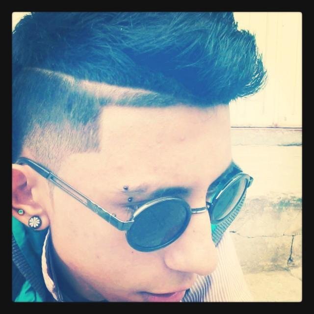 El Hip'Hop no es un santo es el reflejo de una sociedad,  que busca una alternativa que construye y destruye al mismo tiempo.  Y lo trata de hacer con Estilo ..