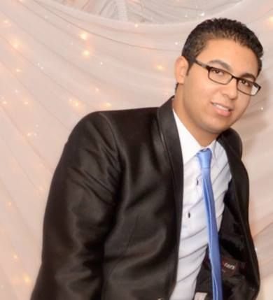 بضحك عشان الضحك حياة... وبنسبي الماضي وبنسي هواه