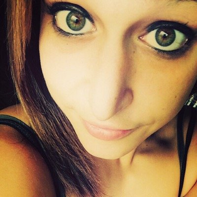 alexislayla2's profile picture. 