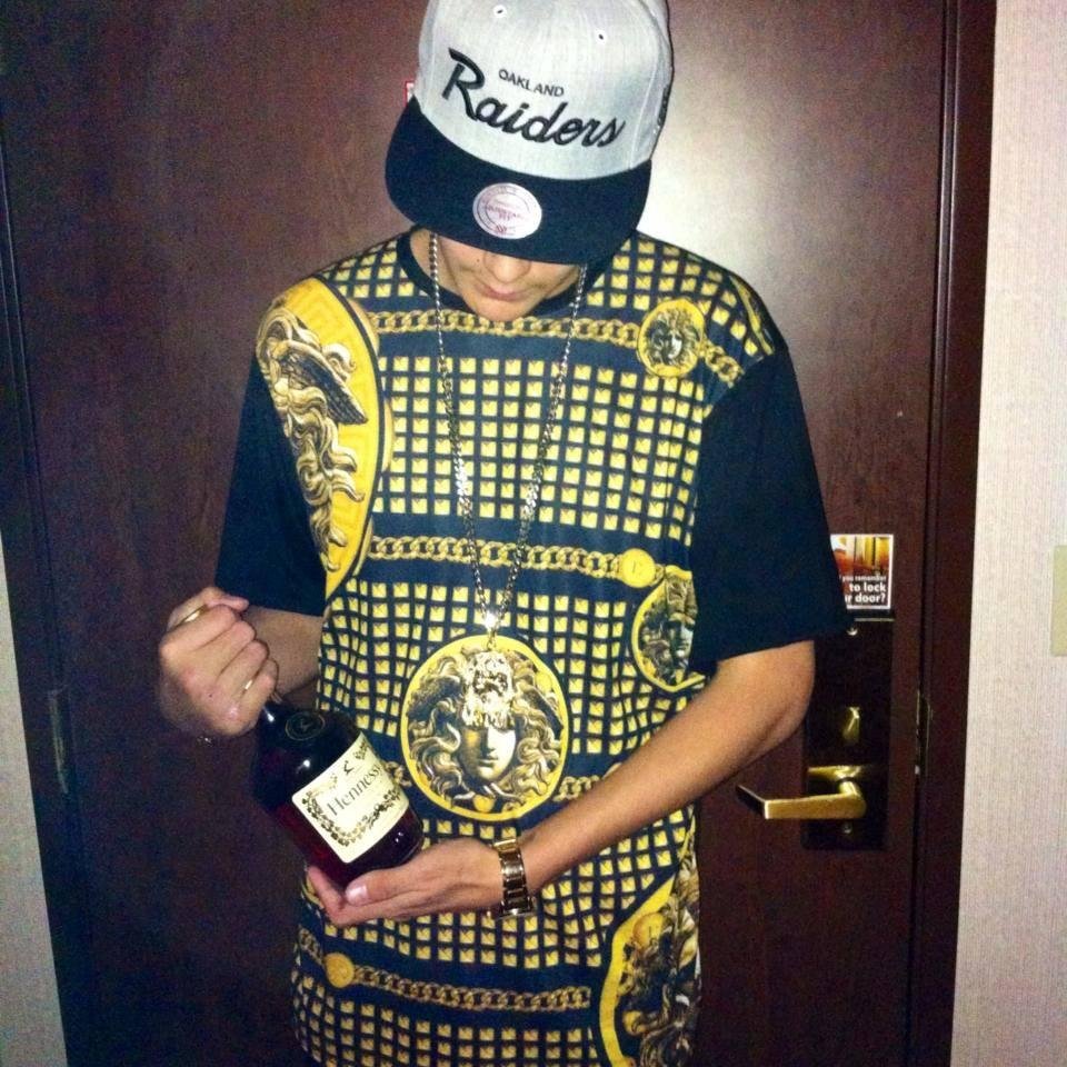 xithink2muchx's profile picture. Keep it 4hunnidd!!