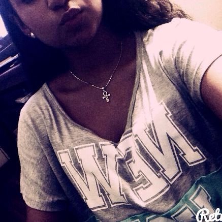 PetroneVictoria's profile picture. canta q la vida es una fiesta