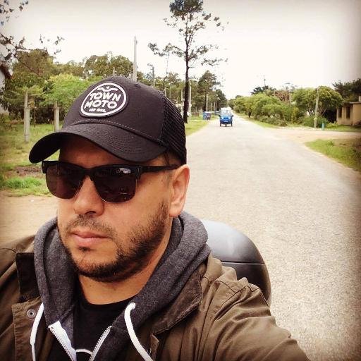cio/techie/digital strategist working for a large media agency in Toronto. Riding my R1200GS everyday I can, and the occasional C172 out of CYTZ airport