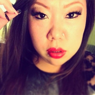 im a ROLE model settin a trend one entree at a time..DONT gold dig cuz i make my own  A CHEF A BAKER inked wit a plump back #TEAMASIAN #teaminked