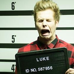 5SOS saved me but they also ruined my social life