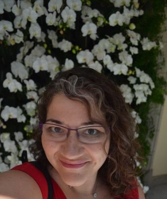 she/her. nuyorican. data geek. knitting photographer. caffeinated bunny lady. a little magic, a little lost.  🏳️‍🌈🎶📷💻❤🌼🐰🐑☕🍪🌊