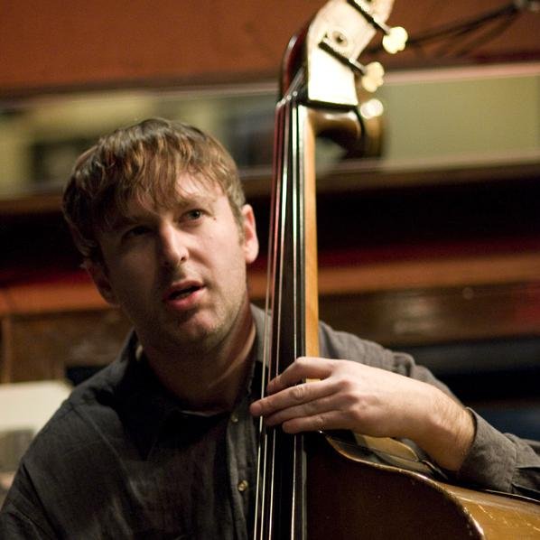 RothArtie's profile picture. 