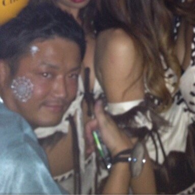 会社経営してます！週末は渋谷か六本木のCLUBで飲んでます。良かったら楽しく飲みましょうww今年は遊び極めてみます！