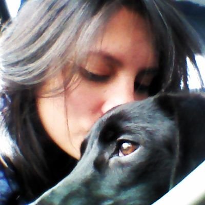 amante de los animales,  estudiante de medicina veterinaria. ULS.