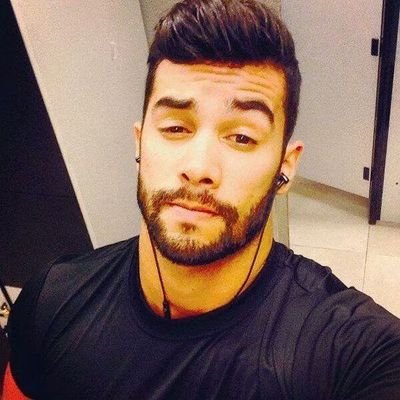 Uma vida sem amor é uma vida sem sentido, estarei feliz aonde for se você estiver comigo

Fake