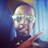 FOLLOW 4 FOLLOW . I SUPPORT MANCHSTER UNITED GET ME MORE FOLLOWERS AND ILL DO IN RETURN RT MY TWEETS
