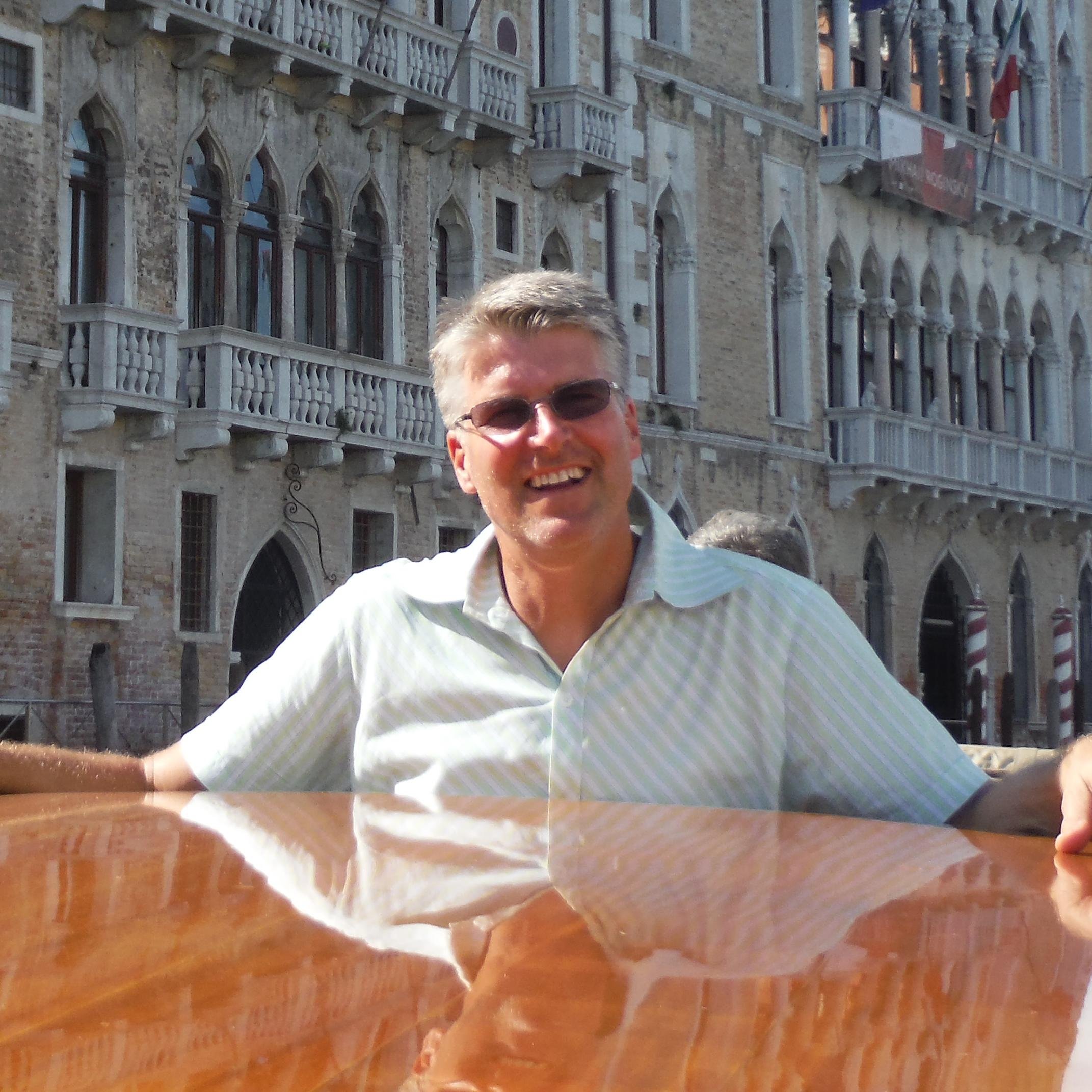 408rich's profile picture. Father, Vertical Market and Storage Geek, Bike Peddler, Retired Ultimate Player, Gardener. My posts and opinions are my own and don’t represent my employer.