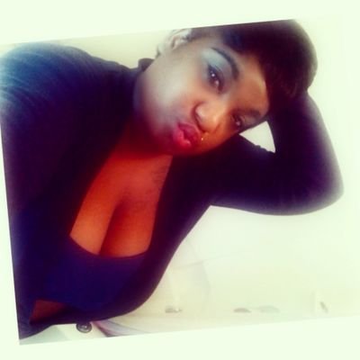 -Keep It 100 With Me And Ill Do The Same- Age; 21 Instagram; @mariebriggins19