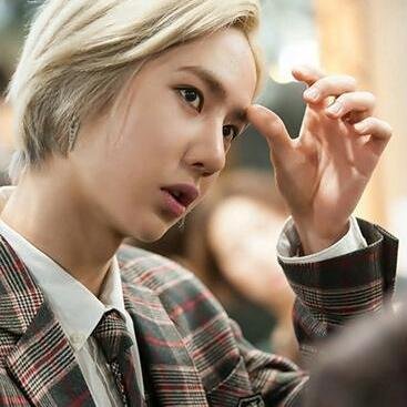 WONG YIBO PARODY! August 5, 1997 UNIQ main dancer- rapper-visual and maknae YGxYH #DopeYG #YGboss #YGxSWAG