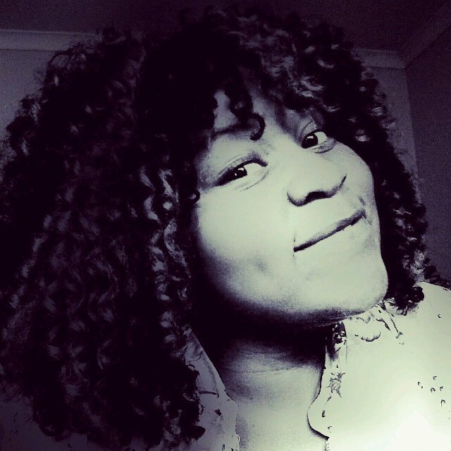 thandilehM's profile picture. You only know my twitter and not my life...