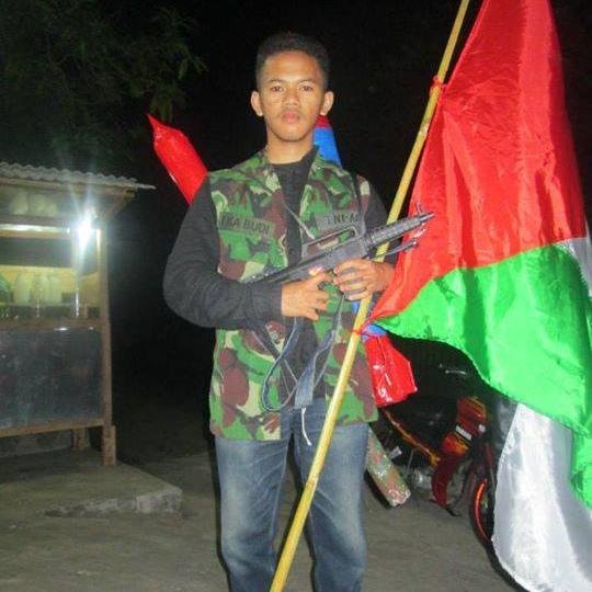 HIDUP untuk MATI!!
Kepalkan tangan dan siap bantai semua yang menjadi penghalang didepan