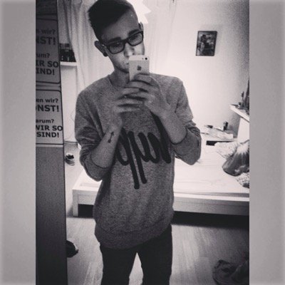 19•Cham•Bayern•Tättoowiert✌️