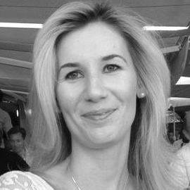 Digital & Social  Consultant. Marketing and Communications enthusiast. Secret shopaholic and shoe obsessive. Expect tweets on all of the above!