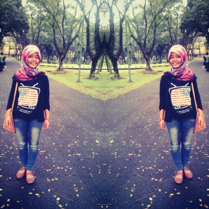 FKM USU '12 |@catarina_vera @nandhaaulia {} |