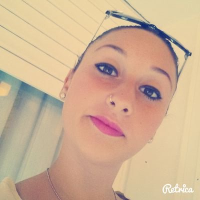 soy muy risueña y cariñosa
soltera una sonrisa ley de vida