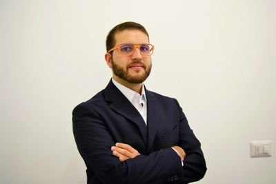 Business Developer // Startup addicted / I ❤️ technology, design, architecture, marketing