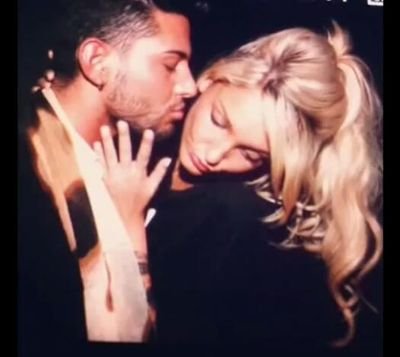 unpeu_de_tiu's profile picture. j'aime bien tes yeux,j'adore leurs couleur, mais ce que j'aime le plus chez eux c'est mon reflet MDR❤ Sacha et jordy les mieux❤❤❤#teamsacha 3