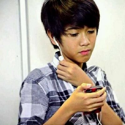 This my other account. I LOVE SONIQ, more than words!!! Please check http://t.co/BpcGzCIsu1 thank youu :D