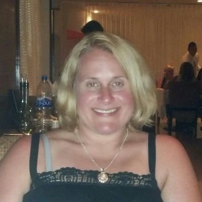 dottie402's profile picture. 