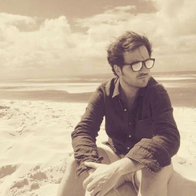 DaniSturla's profile picture. Posicionándome...