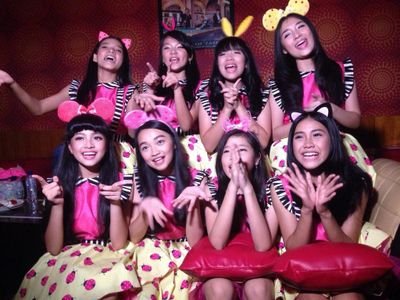 Supporteens from Malaysia || RT by yori,Adel & Fav by Kikies