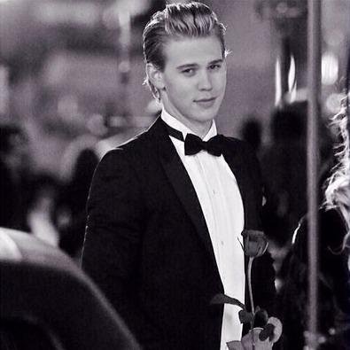 Austin was born in Anaheim, California. He's an actor, singer, model and musician. French fan account.