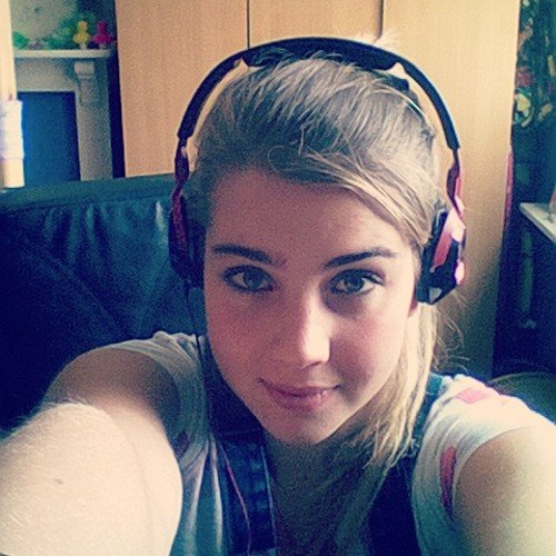 proud to be a directioner!!! i don't take life serious at all! dauntless forever
