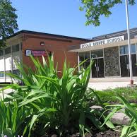 We are a K-4 French Immersion school in the Pembina Trails School Division