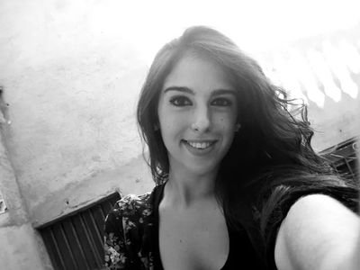 El tiempo es oro para quien no lo vive solo. Piscis♓. Tu reina o tu ruina.