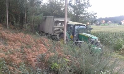 moisesodelaxe's profile picture. Nacido en Laxe ( A Coruña ), estudiante en el I.E.S Maximino Romero de Lema y orgulloso de ser del R.C.Deportivo de la Coruña. Santa Cristina Servicios