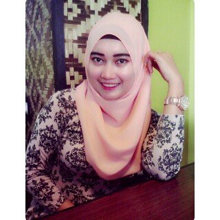 ArizBrow's profile picture. 