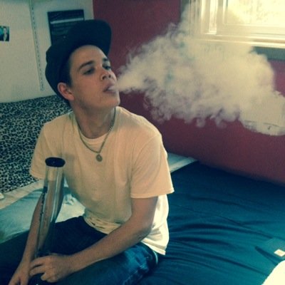 ScraggzZ's profile picture. 20 years old Young buck MC, Ontario, ONYX 100 mad #wakedafuckup, Trust none, your friends turn to enemies and ya'll fucked up #classyasfuck #StayLivid