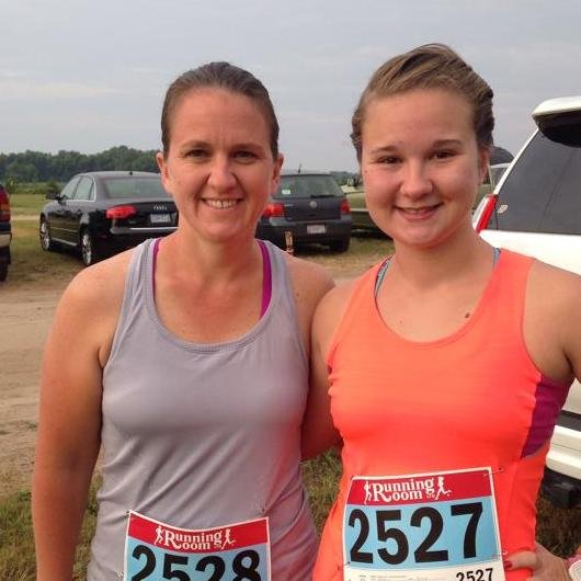 theracingcritic's profile picture. Runner. Blogger. 6 x 13.1.