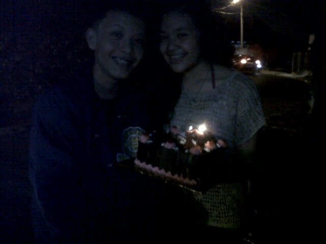 Bismillah : Semoga masa depan yg cerah , Selalu bersama dan Bahagia trus sama dia sampai kapanpun itu . Lafyou AraDhesy ({}) :*♥ Fix.10.03.2013 Amiiiinnn !! O:)
