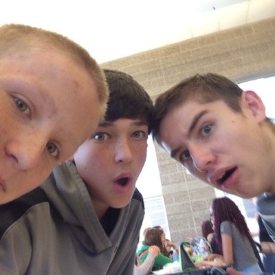 Roses are red
Violets are blue 
My name is Evan 
What about you?